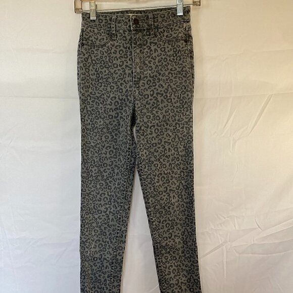 Abercrombie & Fitch High Rise Animal Print Jeans - Picture 1 of 6